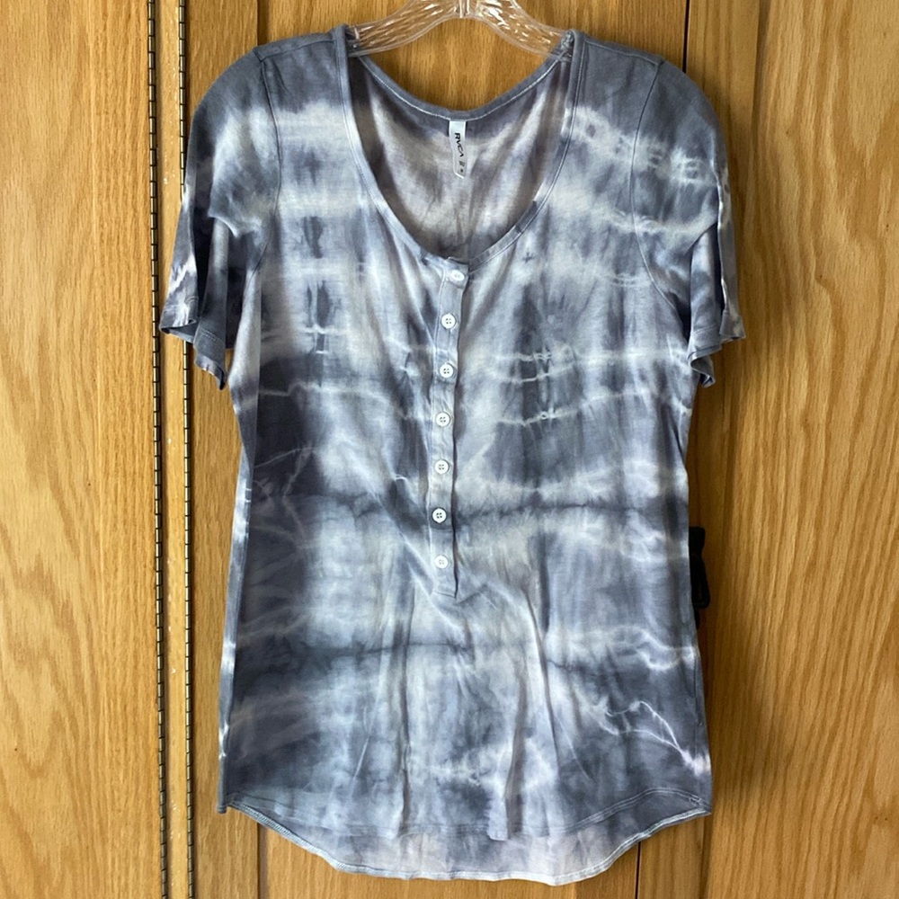 RVCA Tie Dye Shirt Size M